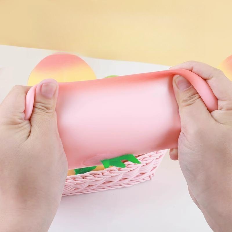 Creative decompression simulation peach, big peach, kneading and slow rebound stress relieving toy