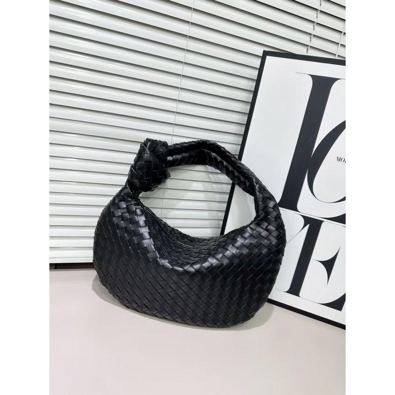 Handwoven Horn-Shaped Crossbody Bag Women Soft PU Woven Shoulder Small Daily Use Tote In 16 Colors