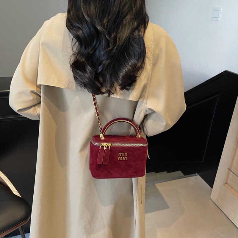 Small fresh and simple commuter shoulder bag PU texture exquisite women's box bag versatile trendy fashion messenger small square bag