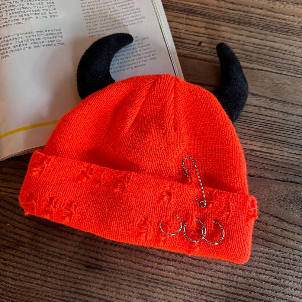 Personality With Devil Horns Winter Knitted Beanie Warm Pin Decoration Distressed Skull Cap Solid Color Funny Dome Hat Unisex