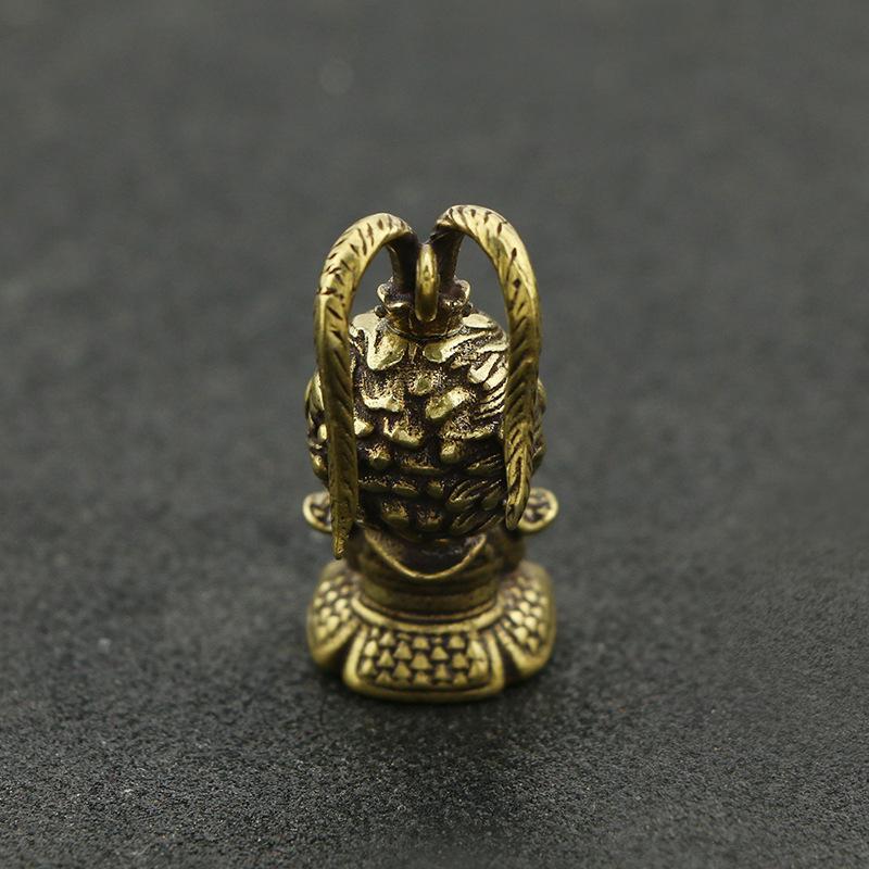 Retro czysty mosiądz przez cały dzień wielka święty dekoracja słońce Wukong biżuteria do wnętrza samochodu walka o buddę brązowa małpa rzemiosło