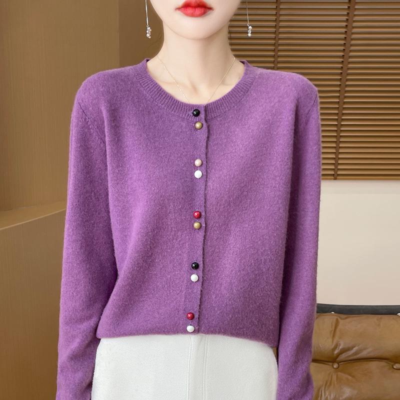 Women's Korean Style Long Sleeve Knit Cardigan - Round Neck, Fashionable Button-Up Sweater with Stylish Design and Vibrant Colors.
