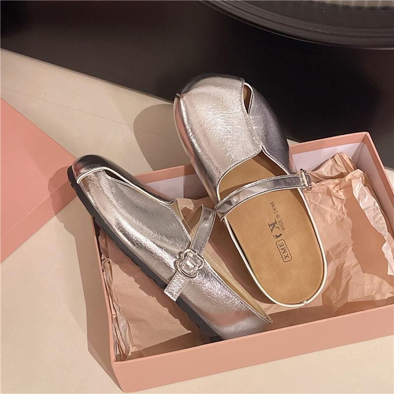 French retro baotou cool slippers women's 2025 new fashion outer wear lazy inner height increase beach boken one-word drag
