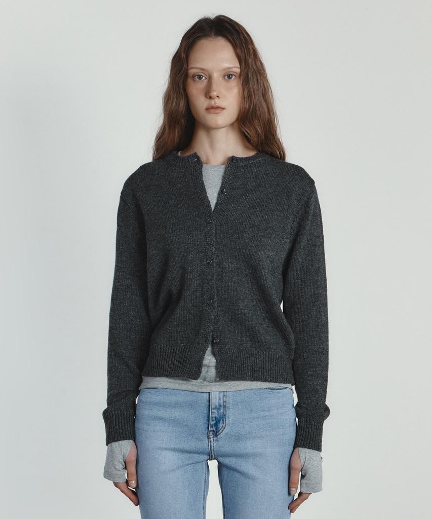 Isibchilwai Wool Round Neck Knit Cardigan (Charcoal)
