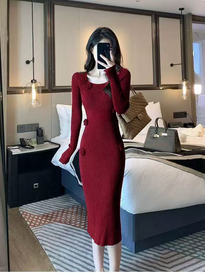 Retro Three-dimensional Flower Knitted Dress for Women's Autumn and Winter New Temperament Outside and Inside Pullover Sweater for Women