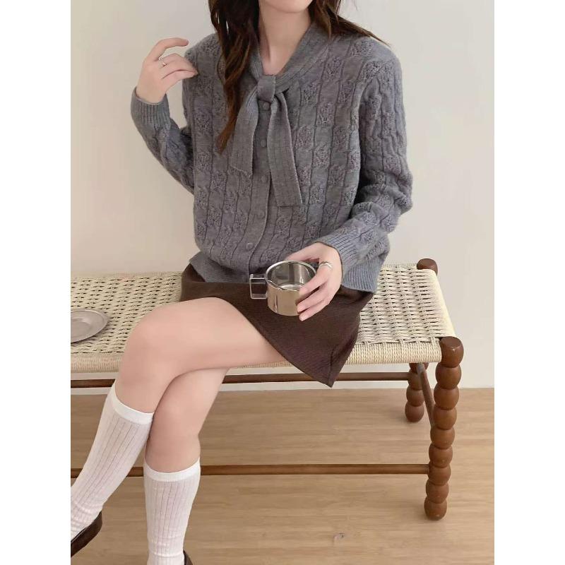 Bow Ribbon Crew Neck Knitted Sweater Spring and Autumn Women's Casual Versatile Knitted Sweater Twist Long Sleeve Tide