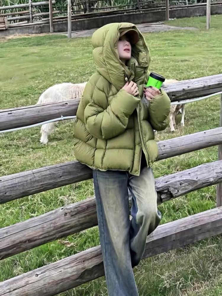 Green Warm Thickened Short Puffer Jacket with Adjustable Hem