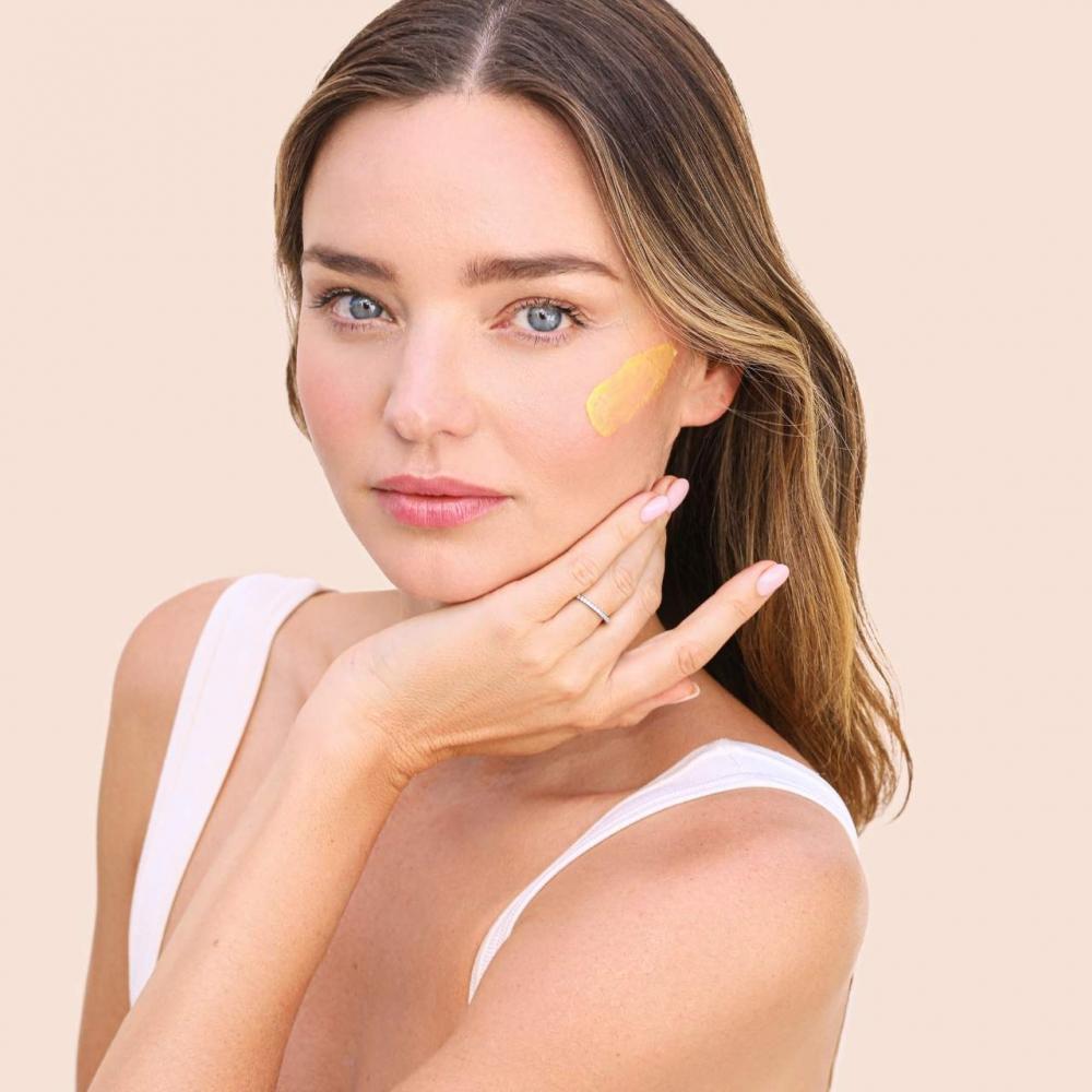 Kora Organics Mini Turmeric Glow Brightening Moisturizer 0.5 Oz   15 Ml 0.5 Oz   15 Ml