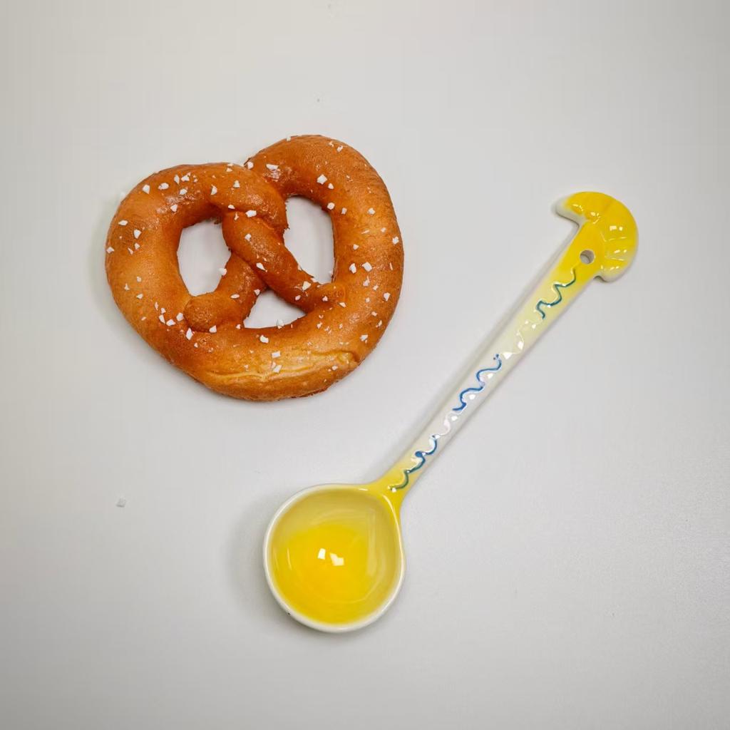 Creative And Fresh Household Children'S Cartoon Spoon Cute Spoon Ceramic Rice Spoon Bread Spoon High Value Long Handle Spoon