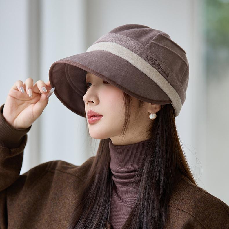 Autumn and Winter New Hat Women's Equestrian Hat Windproof Warm Hat Literary and Retro Newsboy Hat