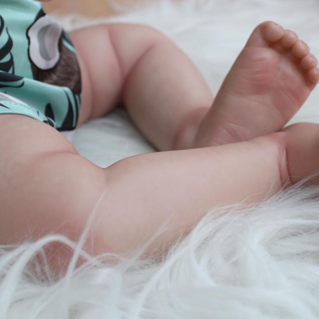 BZDOLL 60 cm 3D-maling Hud Myk Silikon Reborn Baby For Girl Realistisk Prinsesse Småbarn Art Dukke Klut Blondt hår med vaskulært hår