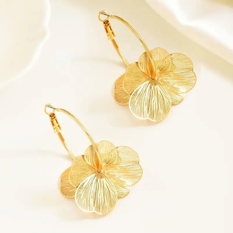 Exquisite Butterfly Flower Pendant Earrings Golden Vintage Earring Fashion Wedding Party Jewelry Accessories