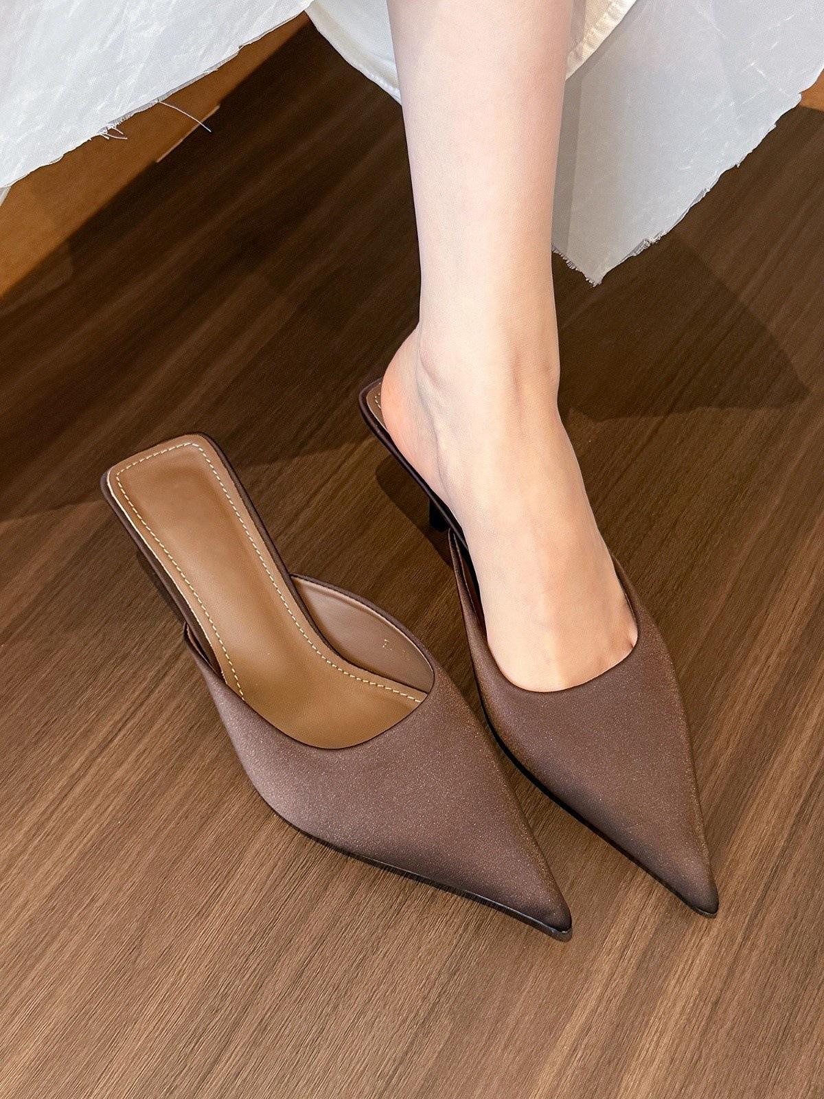 

Роскошная экстравагантность! Серебряные атласные остроносые полутапочки на шпильке женские туфли muller 34 коричневый