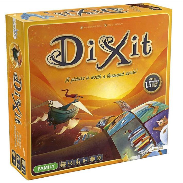 Dixit Odyssey: Gioco di Società Strategico in Inglese con Frammenti di Parole e Tappetino di Gioco