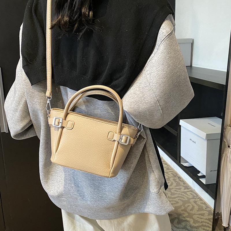 IELGY High-End Retro Autumn Winter All-Match Messenger Bag Fashion Portable Bucket Bag