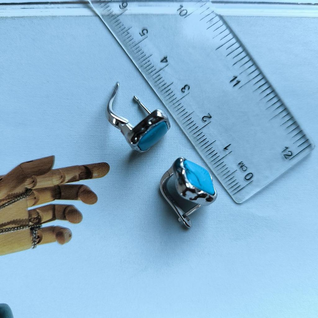 Серебряные серьги с бирюзой (60002227)