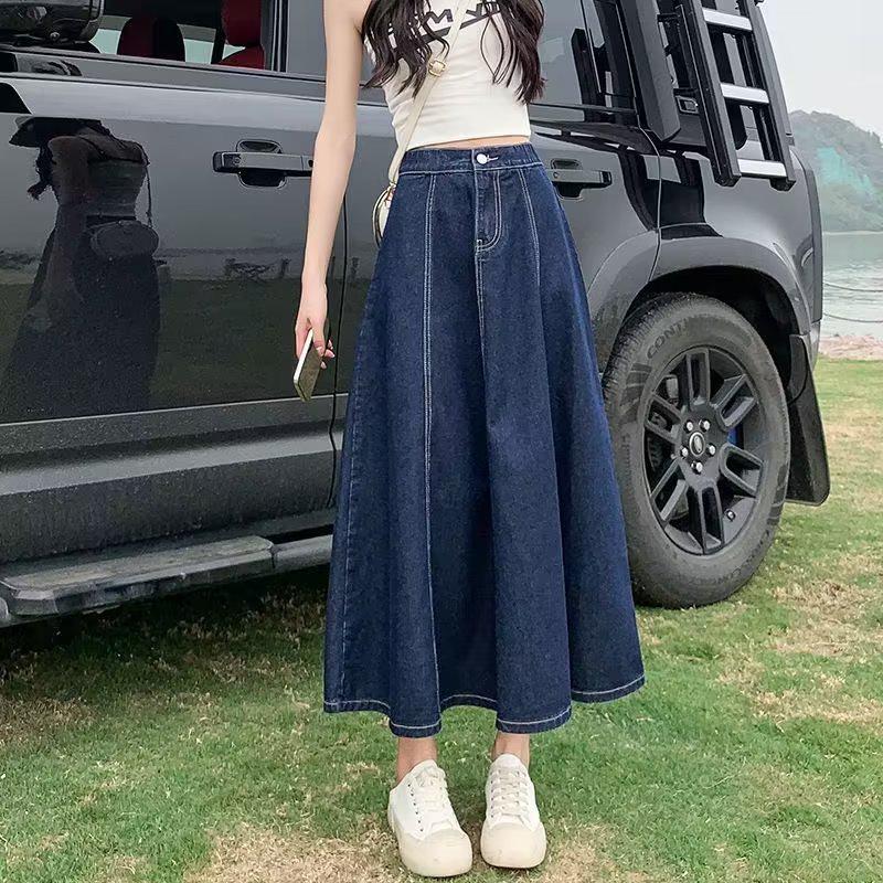 

Women s Plus Size High Waist Denim Midi Skirt - Elastic Waist, Slimming A-line Design, Versatile for Autumn 2022. S темно-синього кольору