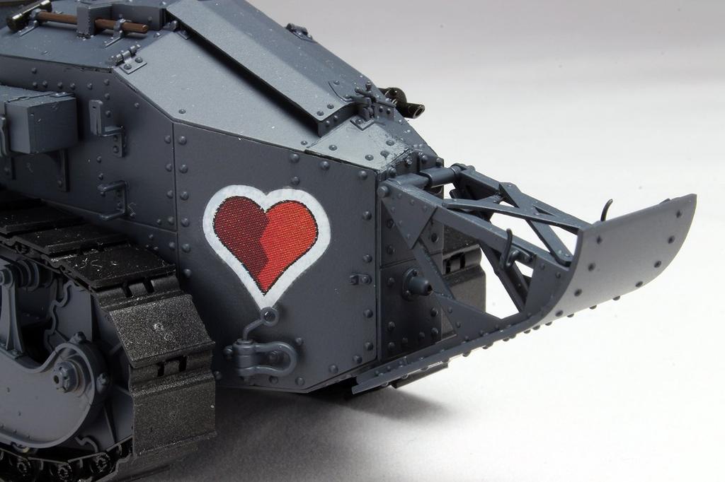 PLATZ Girls Panzer Capítulo Final Academia BC Freedom & 1/35 FT-17