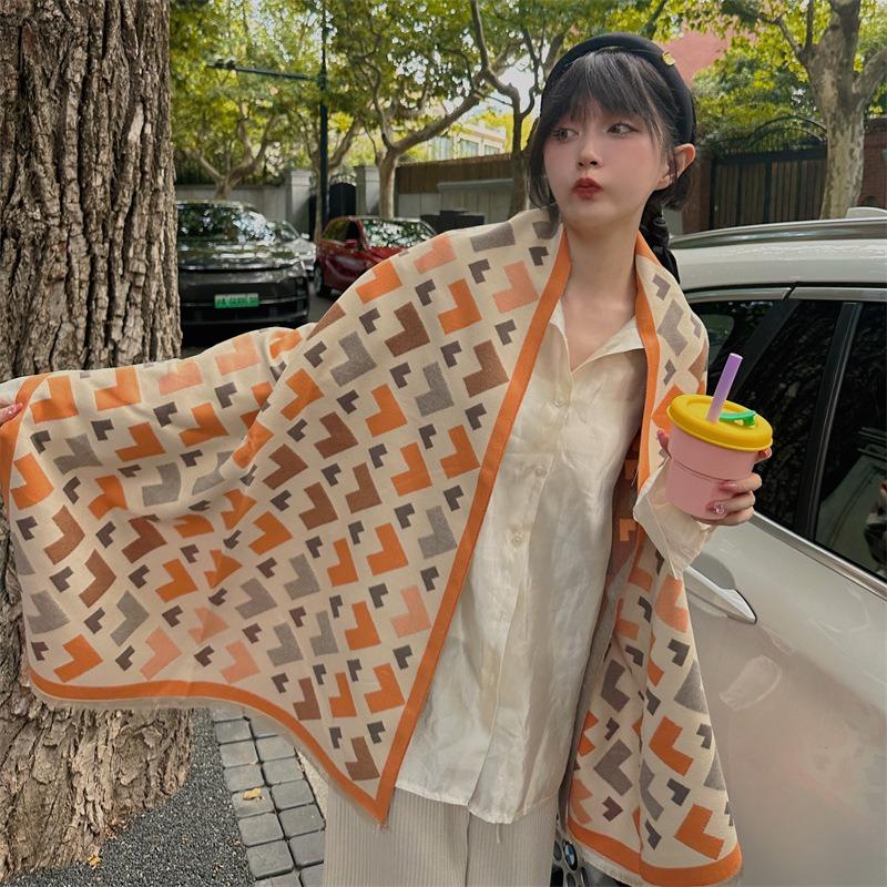 Winter Geometric Imitation Cashmere Scarf Atmosphere Thickened Warm Versatile Windproof Scarf Sweet Student Shawl