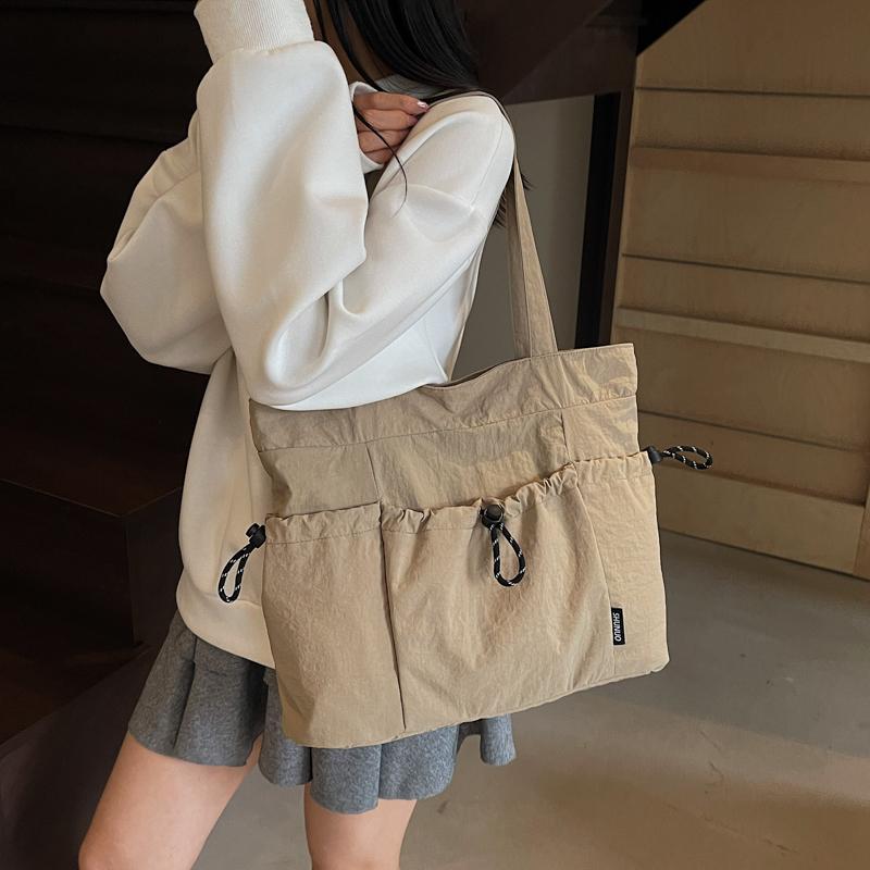 Commuting Large Capacity Nylon Bag Women's Multi-Pocket Shoulder Tote Bag Student Class Bag