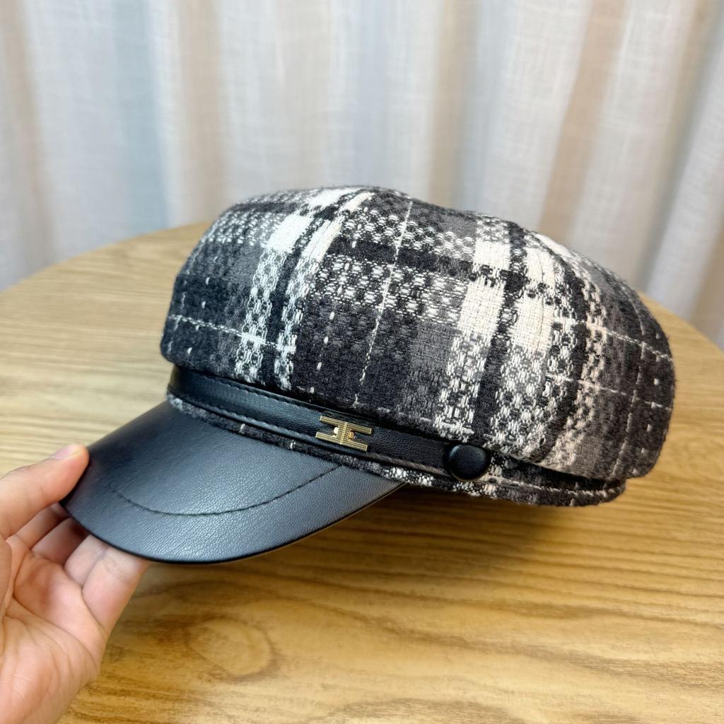 Octagonal Hat Women's Autumn and Winter Retro British Plaid Woolen Beret Versatile Newsboy Hat Trend