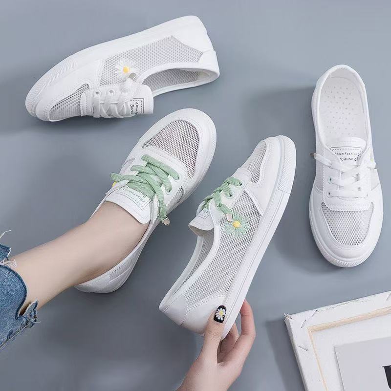Summer new thin mesh fashionable durable breathable mesh shoes lazy shoes one-pedal lightweight single shoes