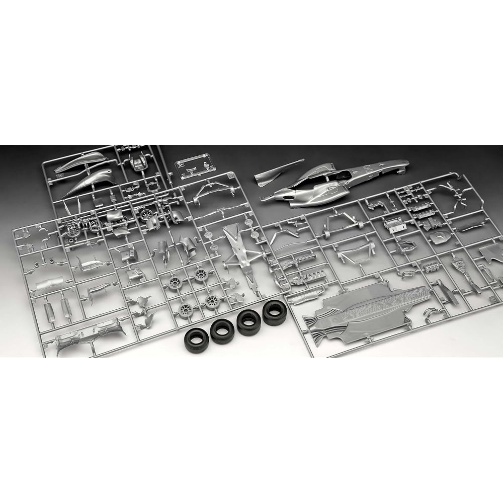 German Level German Level 1/24 McLaren Mercedes MP4-25 L. Hamilton R07096 Plastic Model