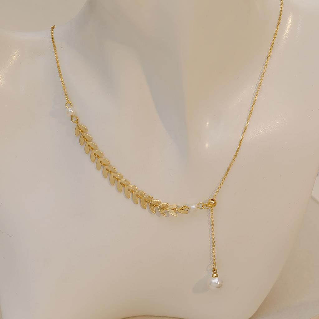 Autumn and Winter Selling Wheat Ear Imitation Pearl Necklace for Women, Light Luxury High-end Feeling, Light Luxury Collarbone Chain, Sweater Chain