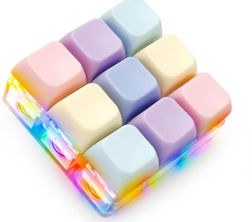 Nowy breloczek do kluczy Fidget Keyboard Keycap Złagodzenie stresu Zabawka Clicker Zabijanie czasu 4/9 klawiszy Zabawka do ściskania Zabawka dla dzieci łagodząca stres