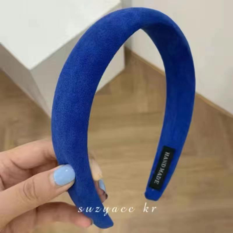 Women's Retro Korean Christmas Headband: High-End Autumn/Winter Hair Jewelry & Versatile Accessory