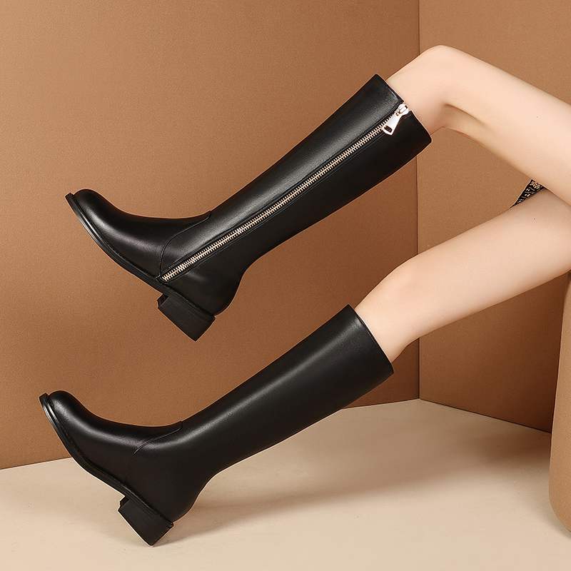 Krazing Pot Cow Leather Autumn Winter Shoes Thick Med Heels Big Size 45 Size 44 Zipper Decoration Concise Style Women Keep Warm Knee Boots