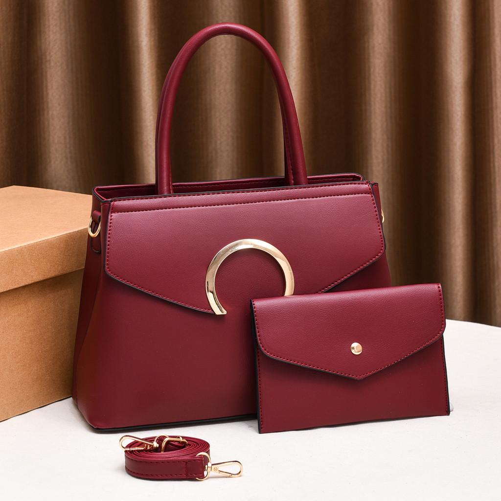 Stylish Urban Pu Handbag With Inner Pockets For Work And Leisure