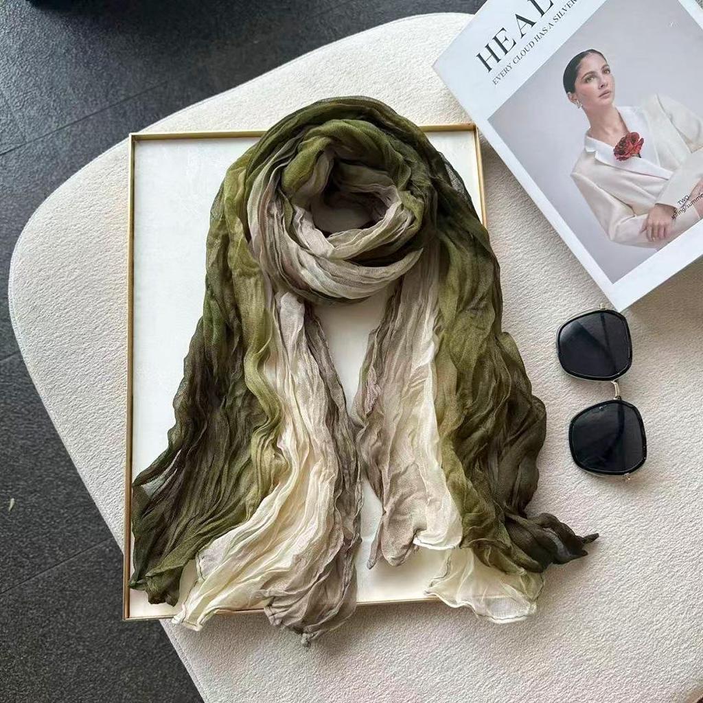Gradient Blue Cotton-Linen Scarf: Retro Versatile Print, Long Pleated Women's Accessory for Autumn/Winter