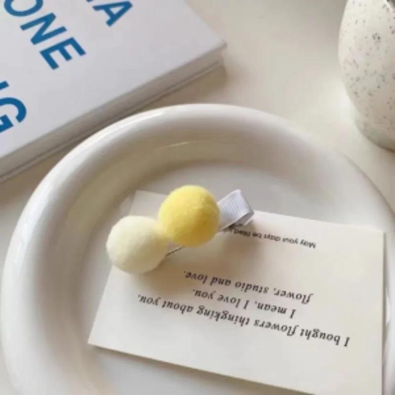 1 PCS Cute-style Creamy-colored Sweet Girlish Pom-pom Color-blocking Hairpins Bang Clips and Side Clips for Stray Hairs Cartoon