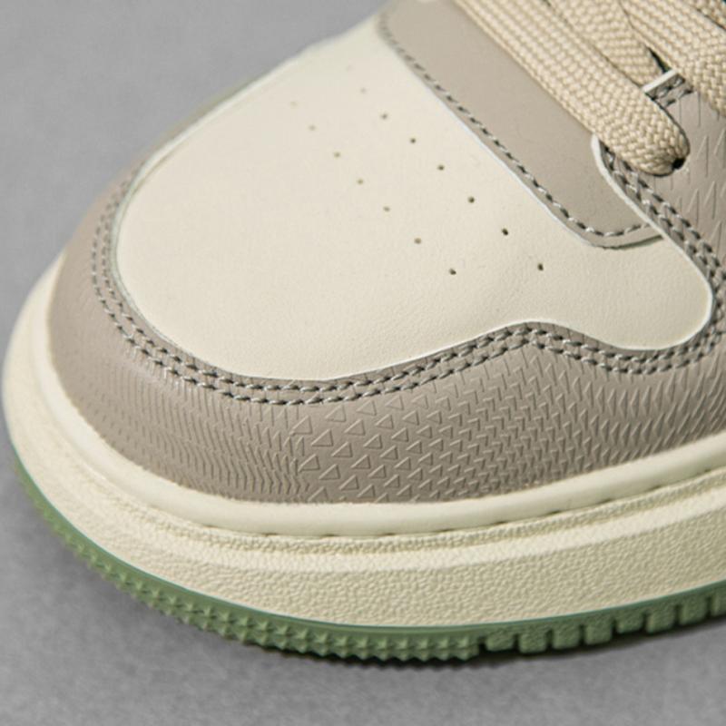 Primavara si vara Pantofi sport in stil Hong Kong pentru barbati cu platforma din piele Pantofi albi casual