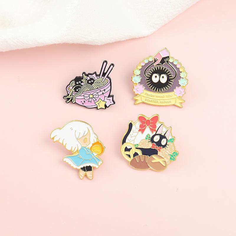 Cartoon Ramen Playful Inspired Brooch In Highquality Alloy For Fashion Decoration And