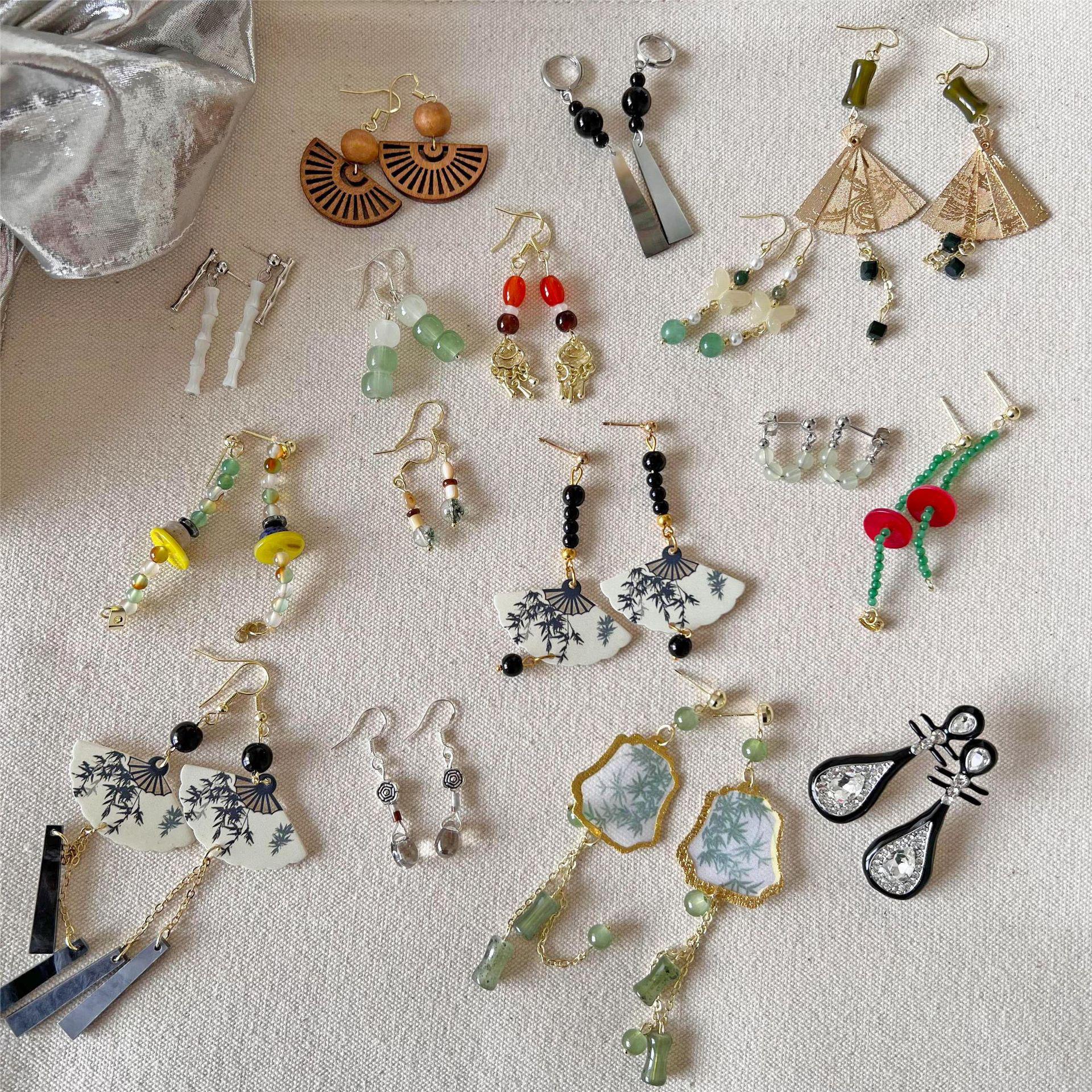 

Retro Chinese Style Women s Earrings: Versatile, Simple, and Elegant Design Collection