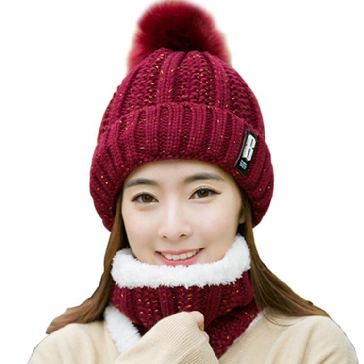 Hat Female Winter, Warm and Thickened, Trendy and Fashionable In Winter, Versatile Outdoor Travel, Wool Scarf and Hat Two-piece Set
