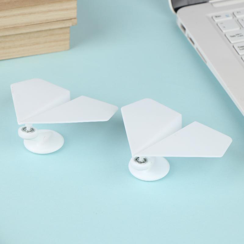 1/2/5Pcs Car Paper Airplane Ornaments, Creative In-Car Inertia Following The Aircraft-Shaped Center Console Decoration Toys