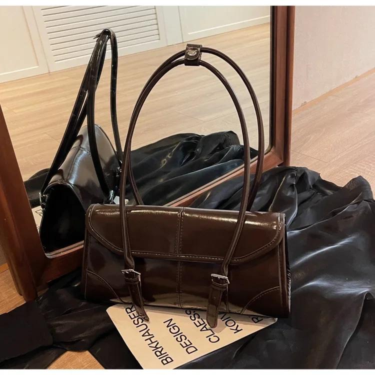 

Трендовая бордовая сумка через плечо из масляной вощеной кожи Элегантная роскошная женская сумка под мышкой Сумка-тоут для通勤 Великолепные дамские сумки Сумка