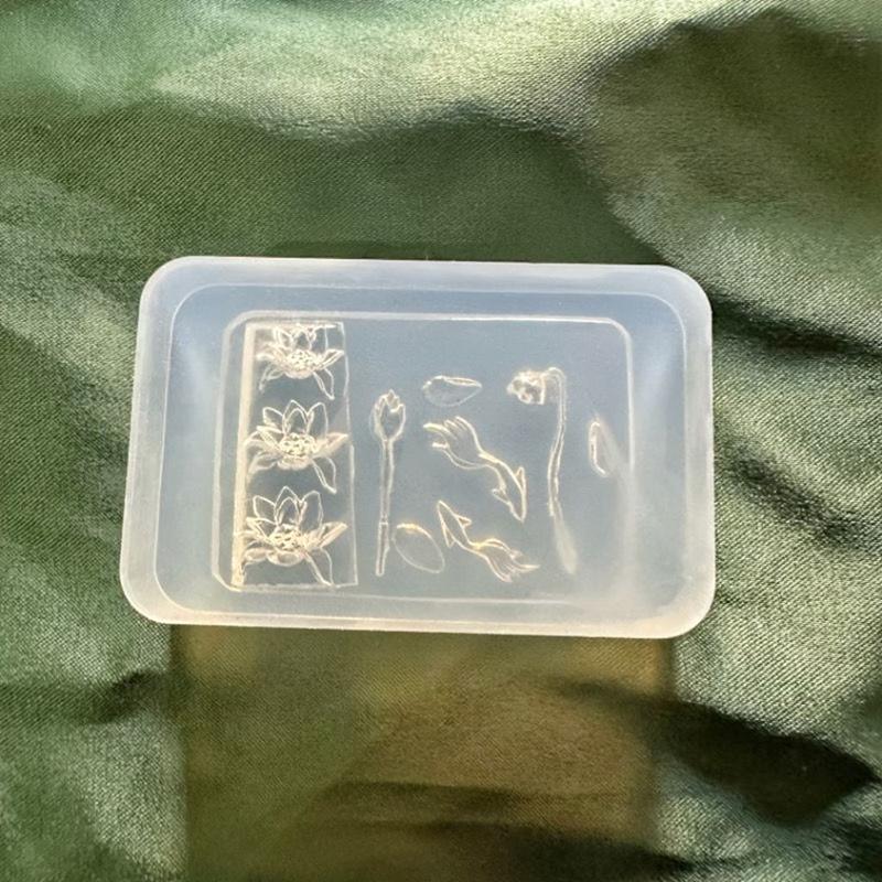 

Серия Цветы Тисненая 3D Изогнутая форма для ногтей Цветок лотоса Золотая рыбка Сделай сам Высокопрозрачные шаблоны для ногтей Форма для ногтей Украшение для нейл-арта