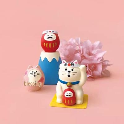 Handmade Japanese Cat Figurine - Trendy ZAKKA Blind Box Resin Toy for Students