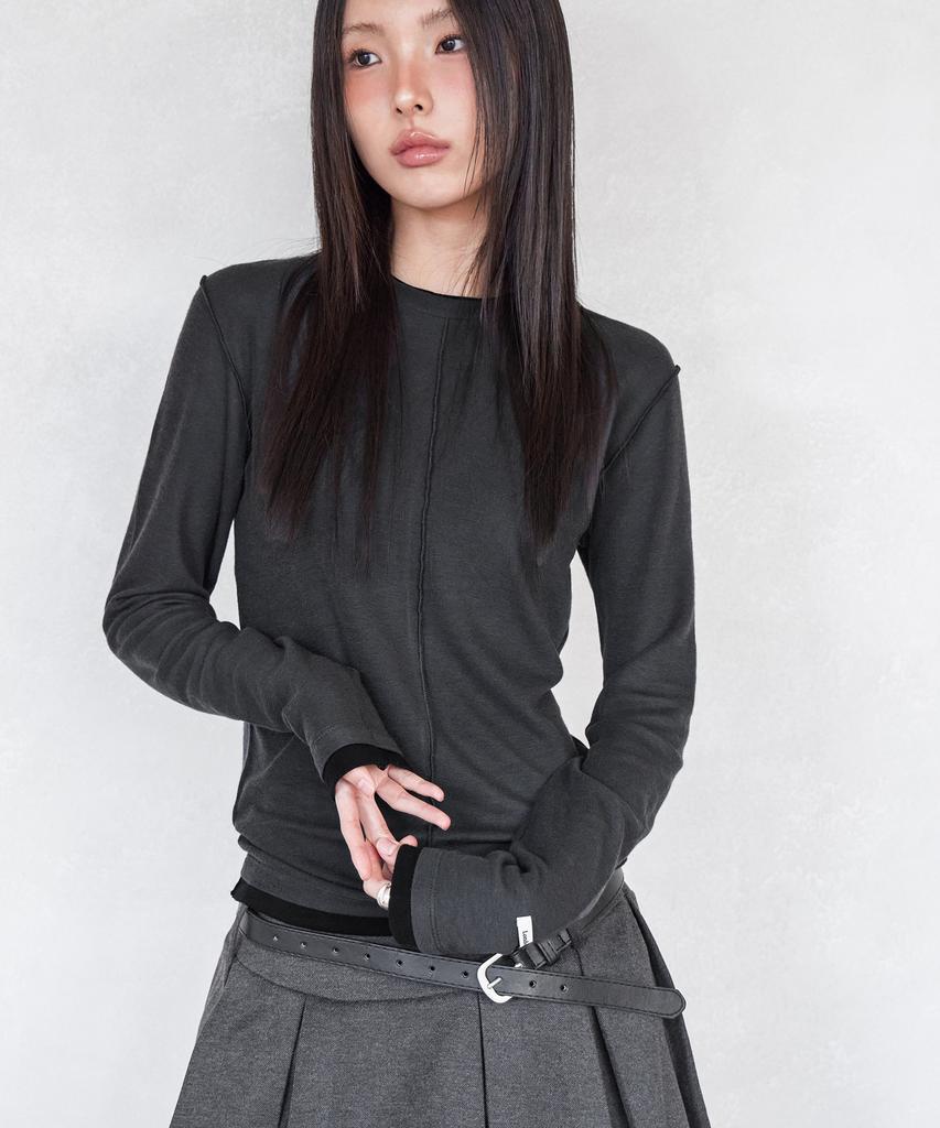 Leondeondada Label Incision Long Sleeve T-Shirt, Charcoal