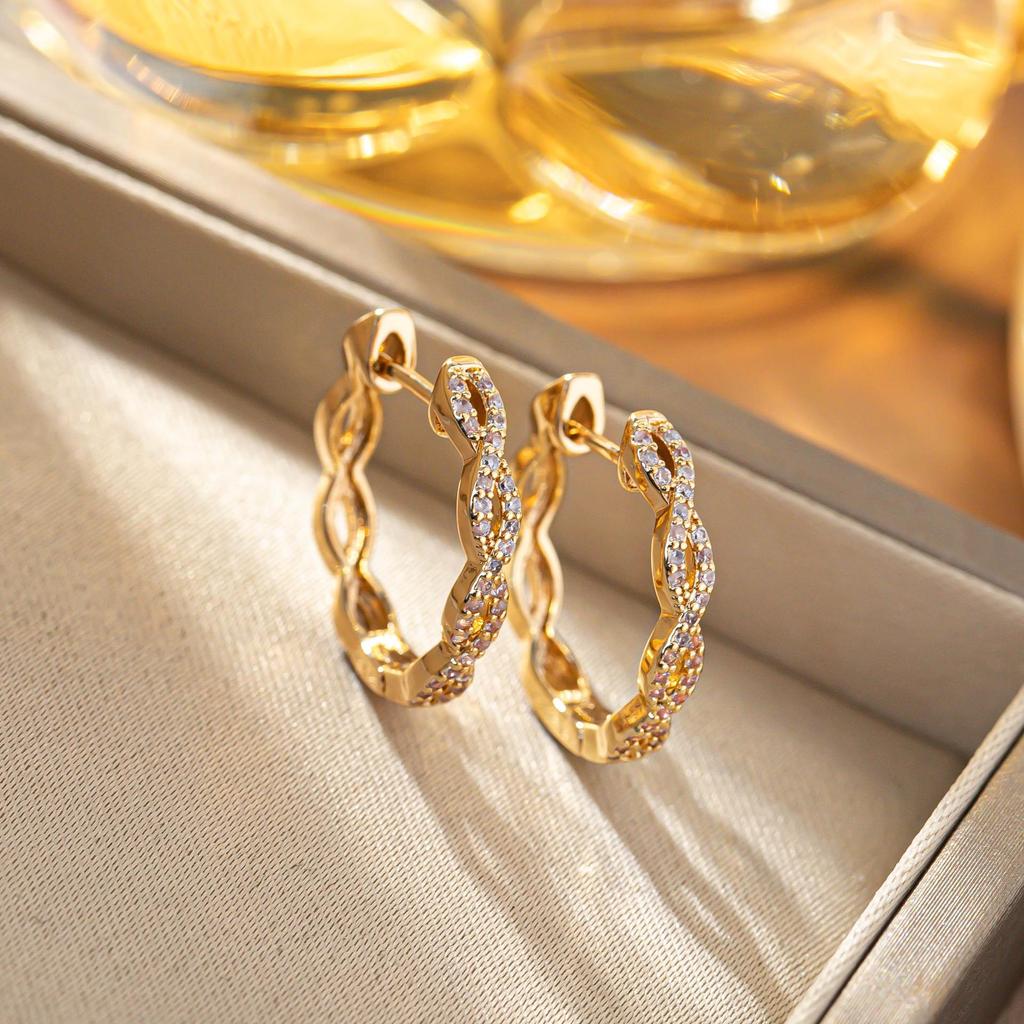 Elegant European-Style Non-Fading Women's Linear Earrings