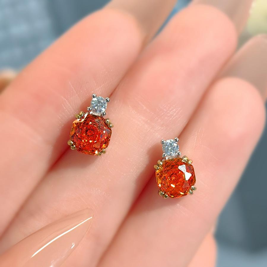 Fashion Light Luxury Star Anise Rose Cut Pendant Necklace Colorful Pink Diamond Ring Chinese Red Stud Earrings Colorful Treasure Set Women