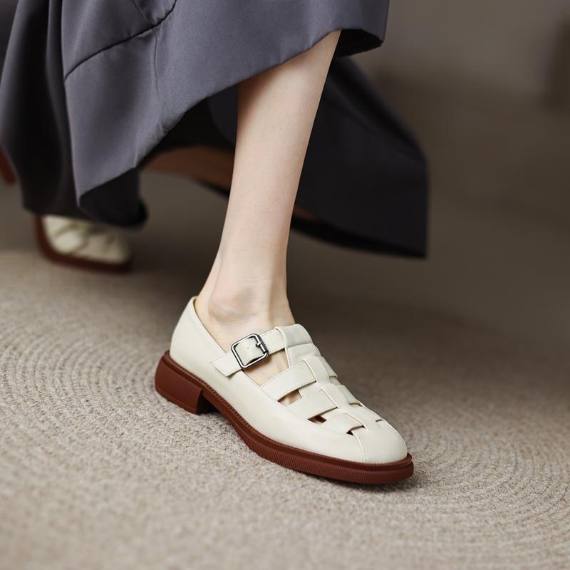 Fashion Women's New Spring and Autumn Round Head Thick Bottom Hollow Metal Belt Buckle Middle Heel Large Roman Casual Single Shoe