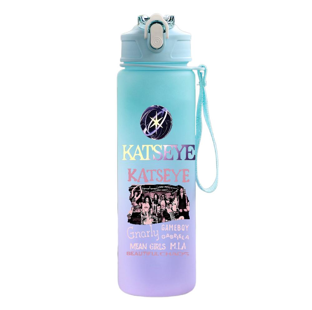 750Ml Water Bottle Anime Cartoon KATSEYE Printed Large Capacity Drinking Cup Portable Outdoor Sports Water Cup Children Kid Gift