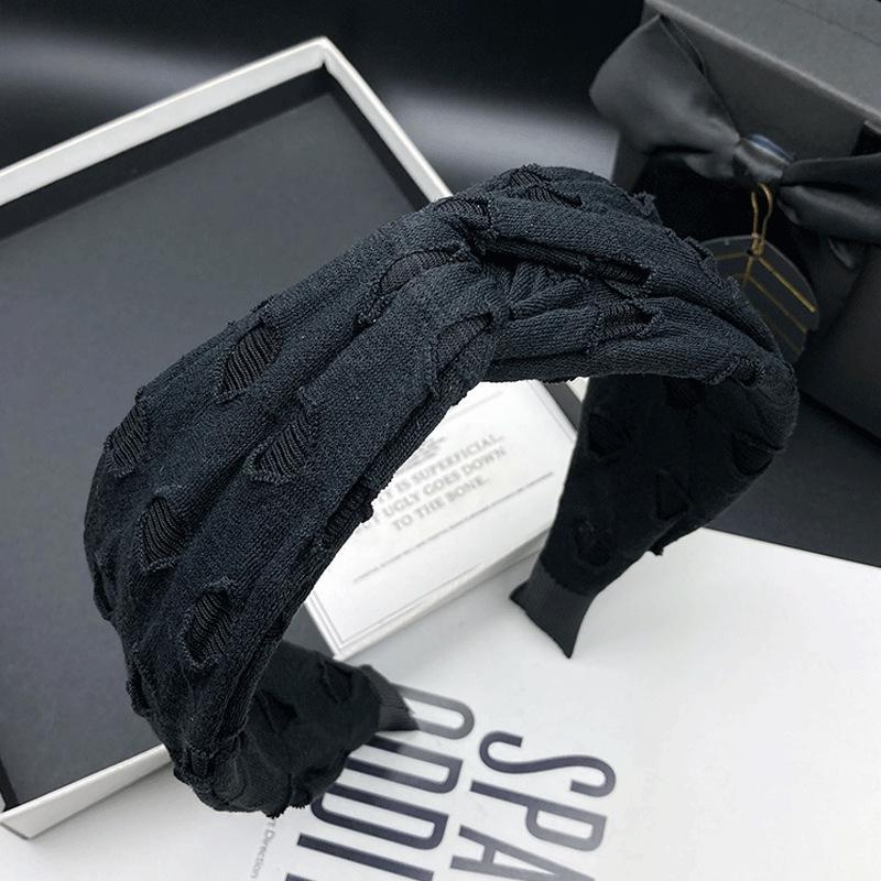 

2024 Женская ретро высокая заколка для волос, ободок: Универсальный, широкий край для повседневной носки и ухода за волосами.