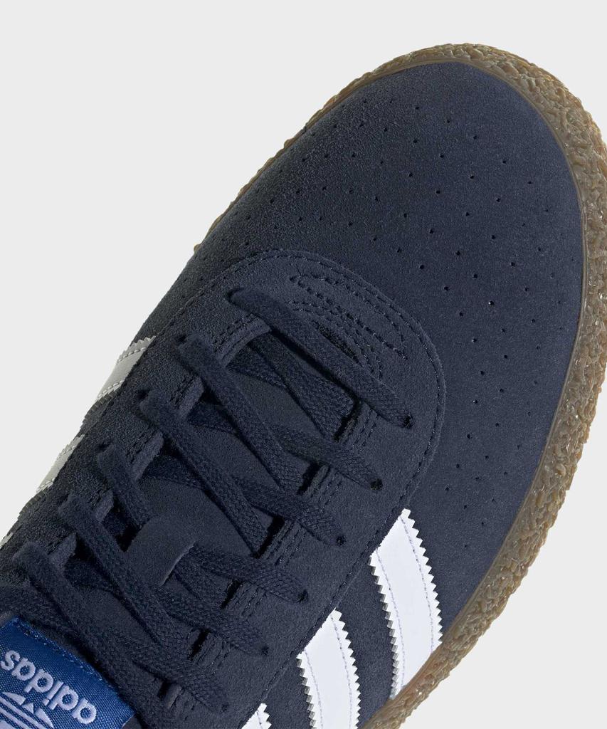 adidas Montreal - Night Indigo:White / Ih9080