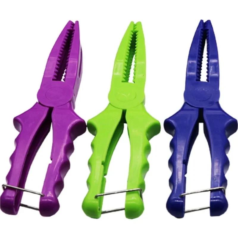 8.1Inch Fishing Grabber Floating Fish Gripper Catcher Scale Hook Clamp Mouth Pliers Lip Grip Tool Hook Extractor for Men Fishman